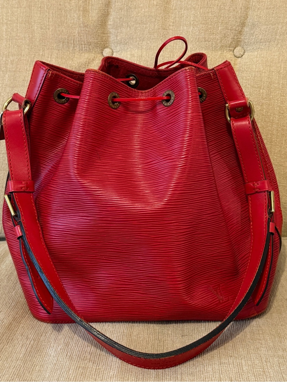 Louis Vuitton Red Epi Drawstring Noe Bag
